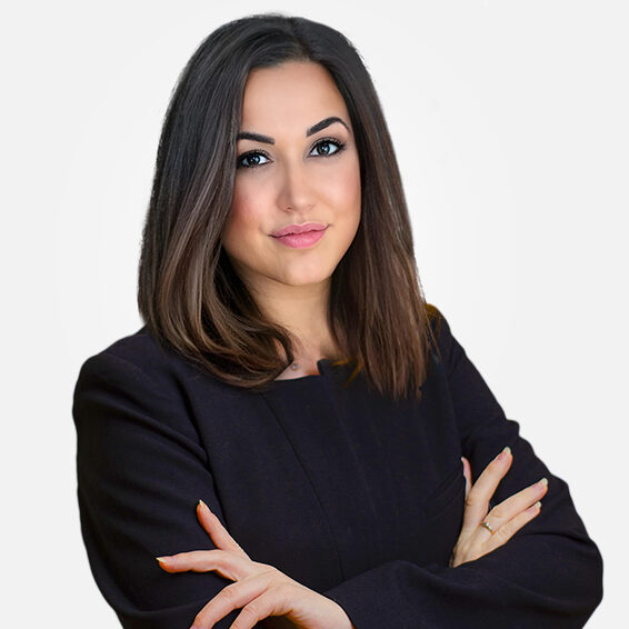 Stephanie Burgos, courtière immobilière de l'Equipe Joelle Bitar